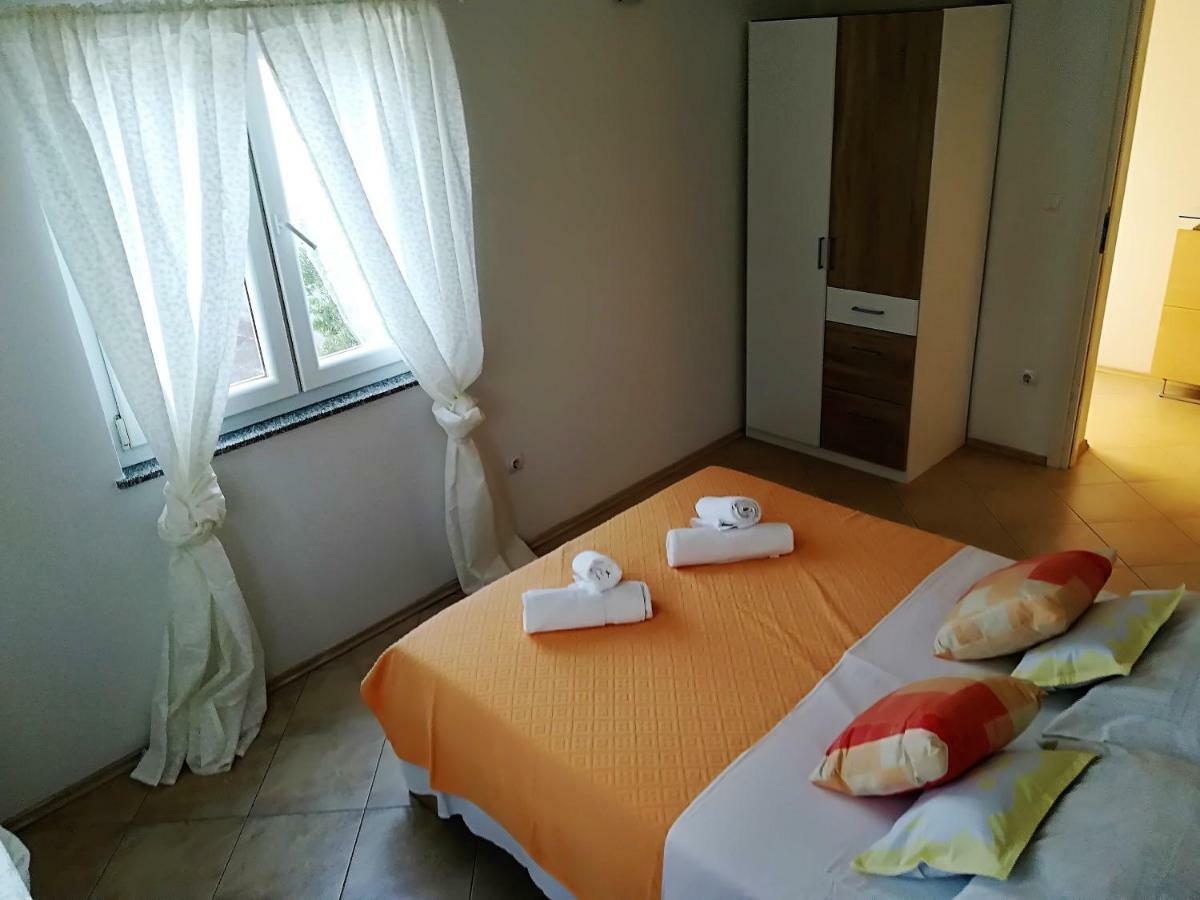 Apartman Rosanda 1 Premuda Exterior photo