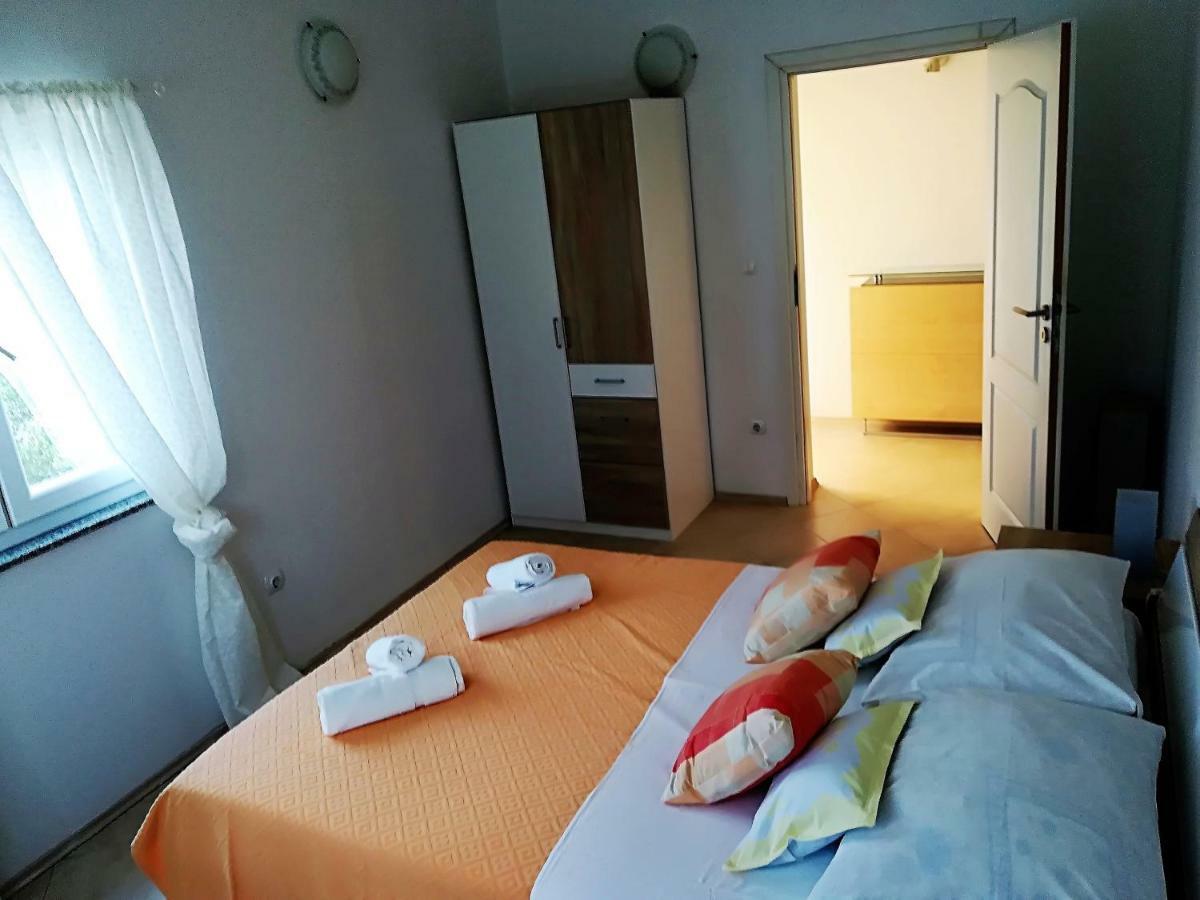 Apartman Rosanda 1 Premuda Exterior photo